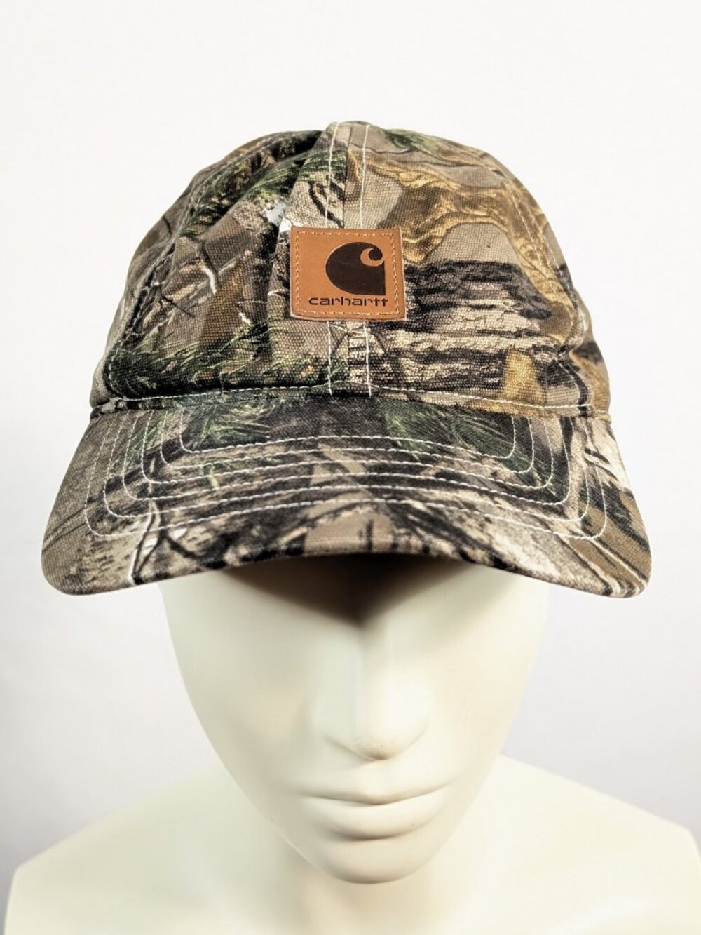 Carhartt camo hat